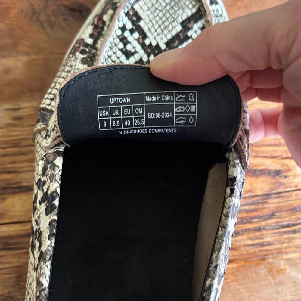 Vionic Uptown Cream and Brown Snakeskin pattern leather loafers - Picture 6 of 6